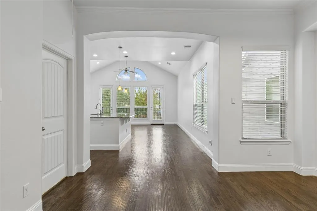 833 Rohan Drive