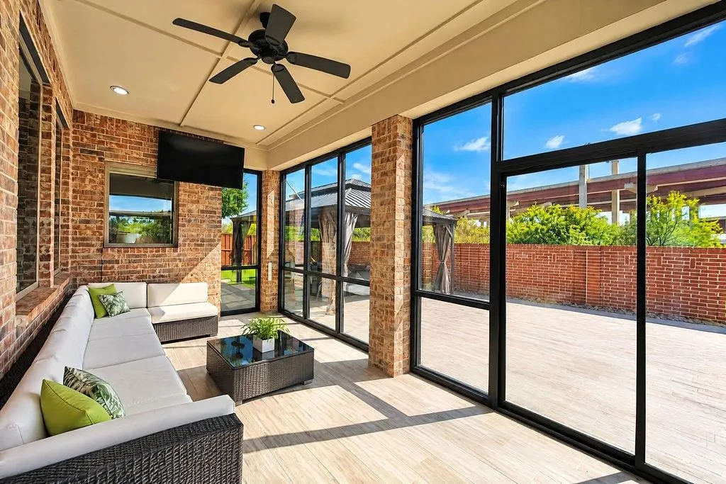 7840 Renderbrook Bend