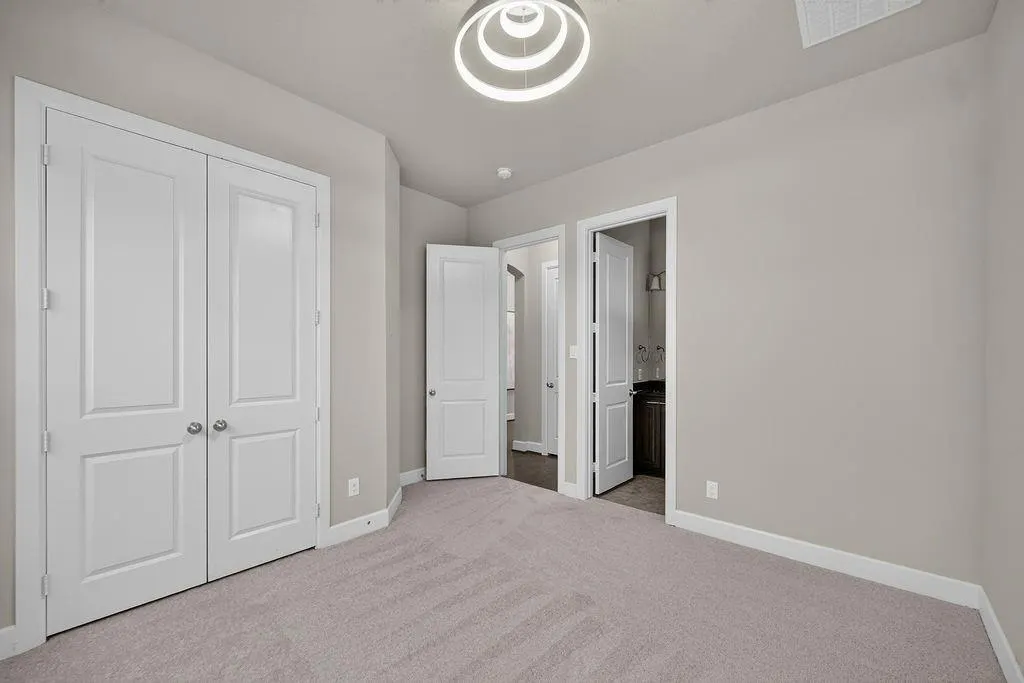 7840 Renderbrook Bend