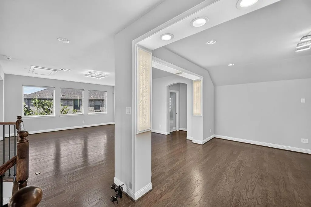 7840 Renderbrook Bend
