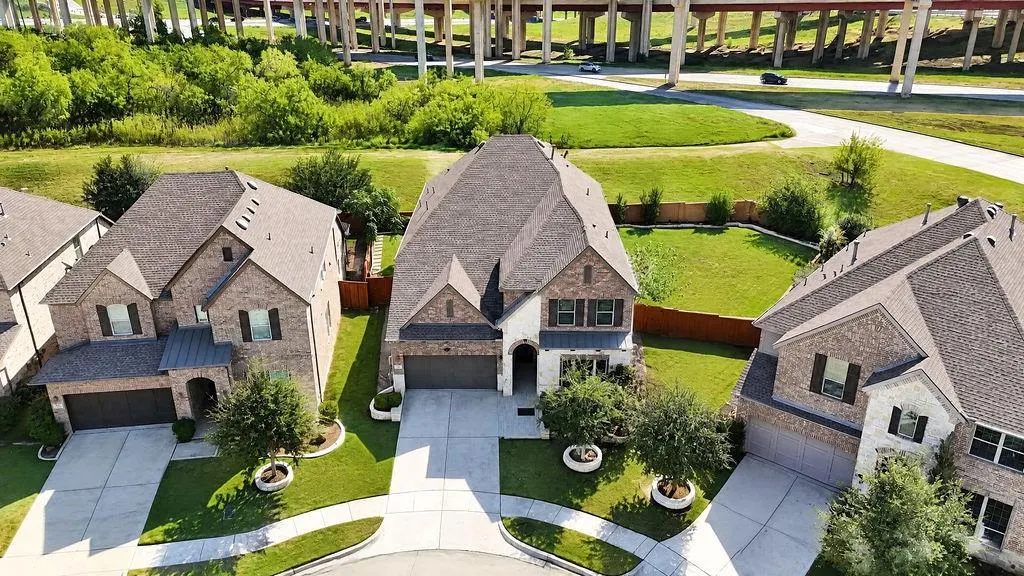7840 Renderbrook Bend