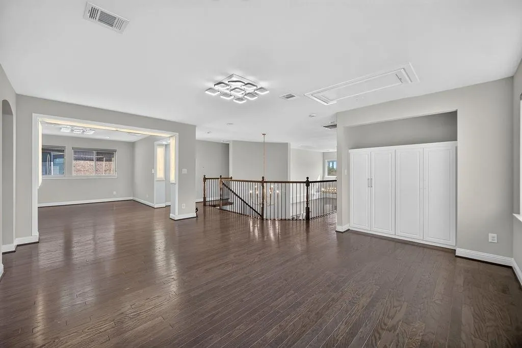 7840 Renderbrook Bend