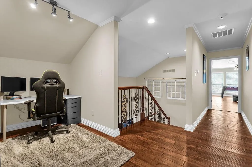 6901 April Way Circle