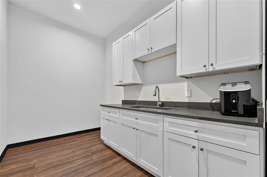 3600 Eldorado Parkway #3