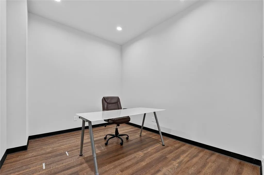 3600 Eldorado Parkway #3