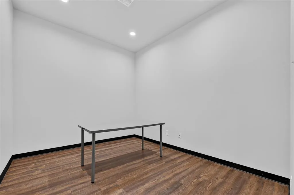 3600 Eldorado Parkway #3