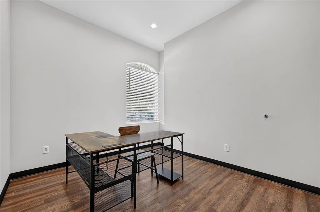 3600 Eldorado Parkway #3