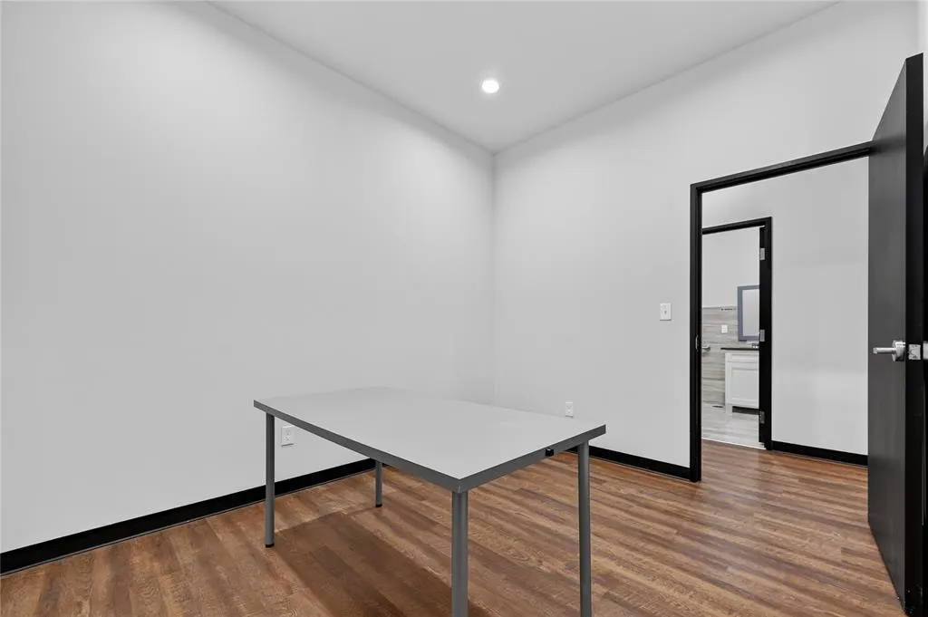 3600 Eldorado Parkway #3