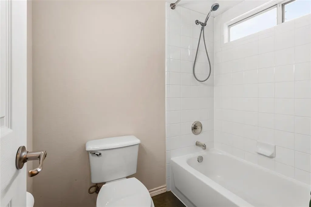 2185 Goliad Circle