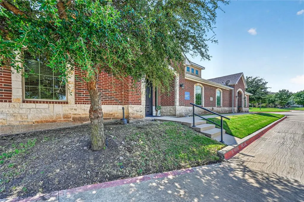 3600 Eldorado Parkway #2