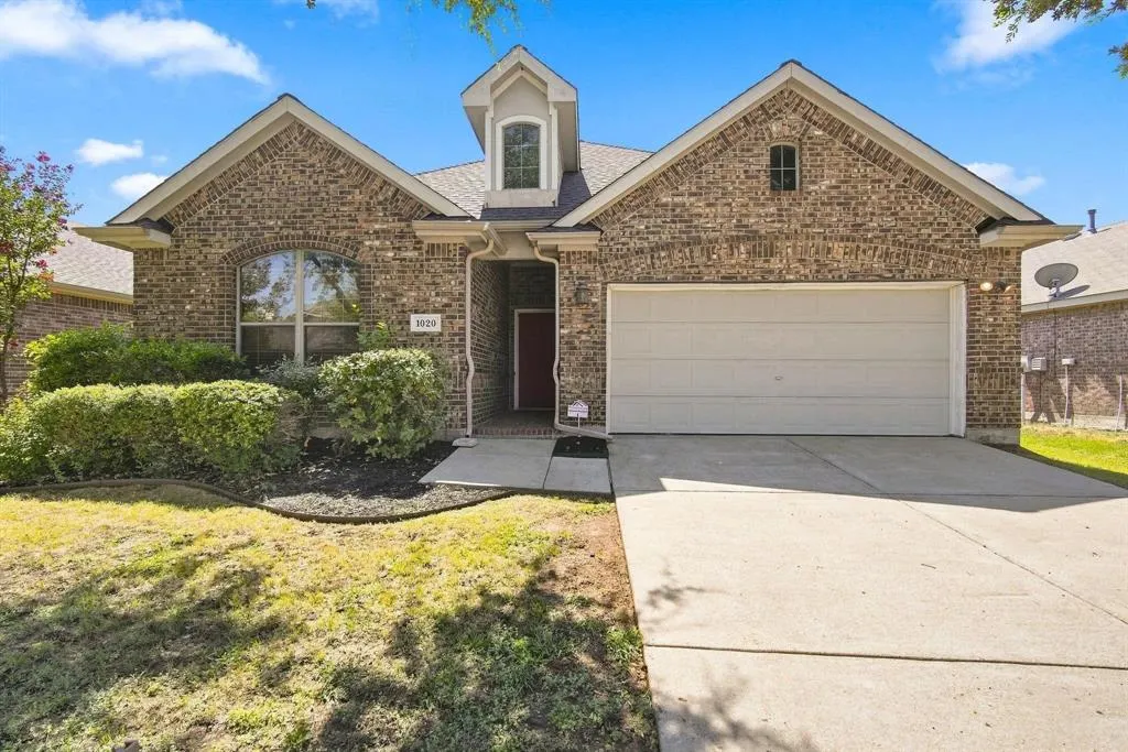 1020 Lake Hollow Drive