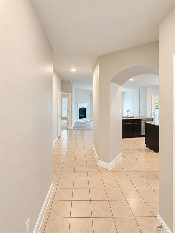 4320 Lakeview Drive