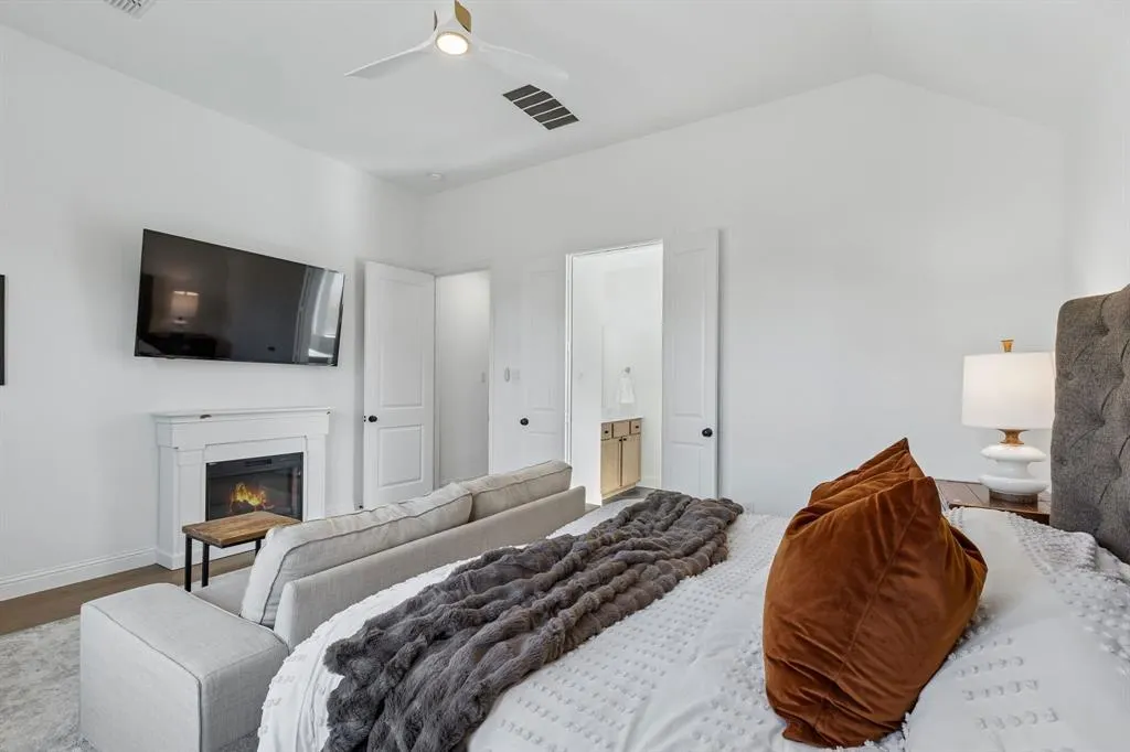 2622 Eucalyptus Road