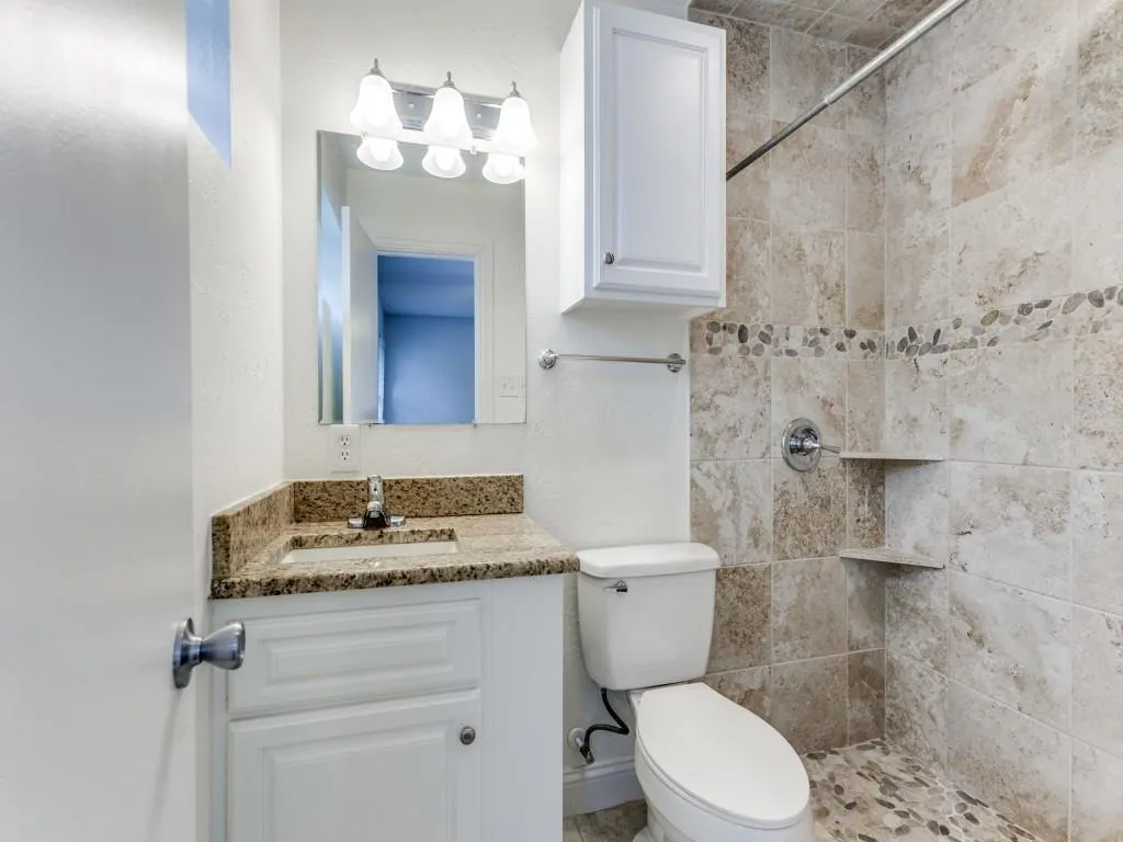 2130 Forest Oaks Drive