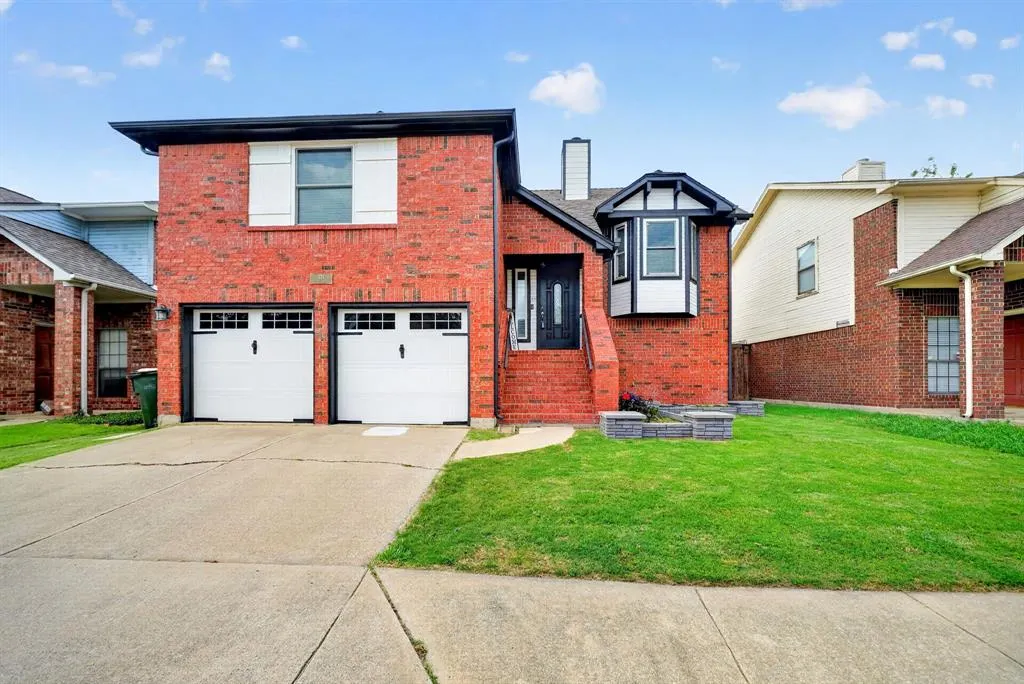 771 Eiffel Drive