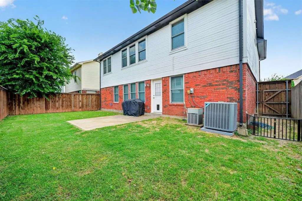 771 Eiffel Drive