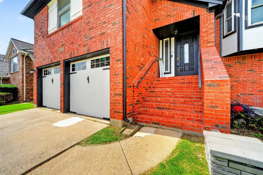771 Eiffel Drive
