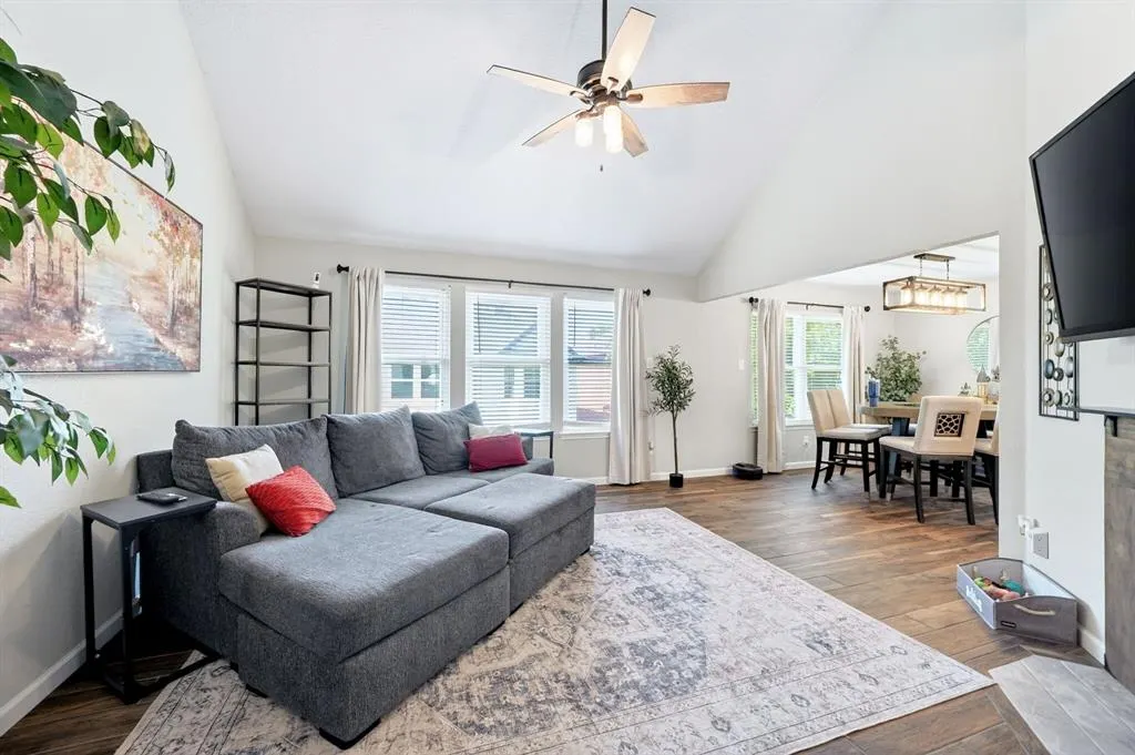 771 Eiffel Drive
