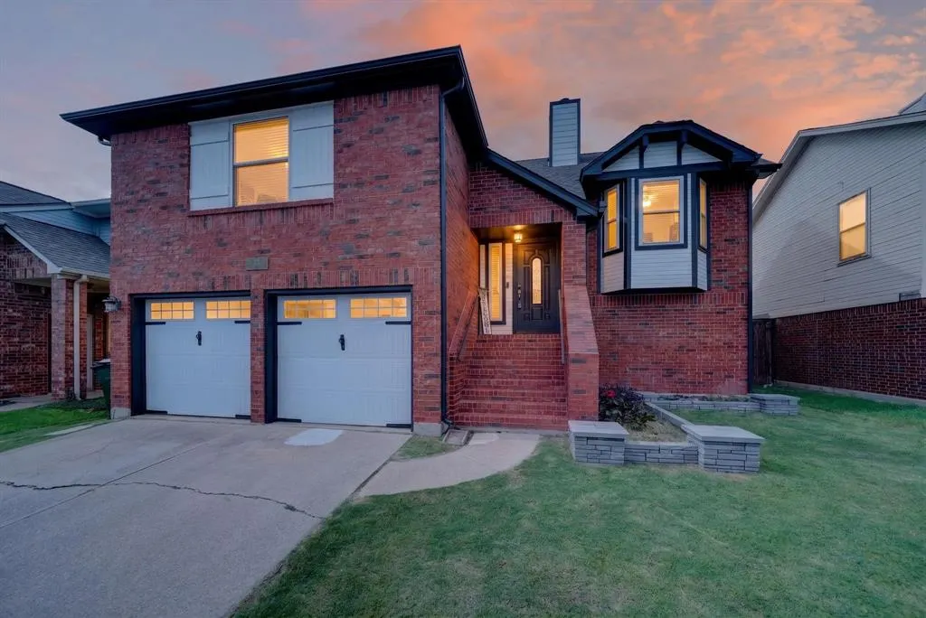 771 Eiffel Drive