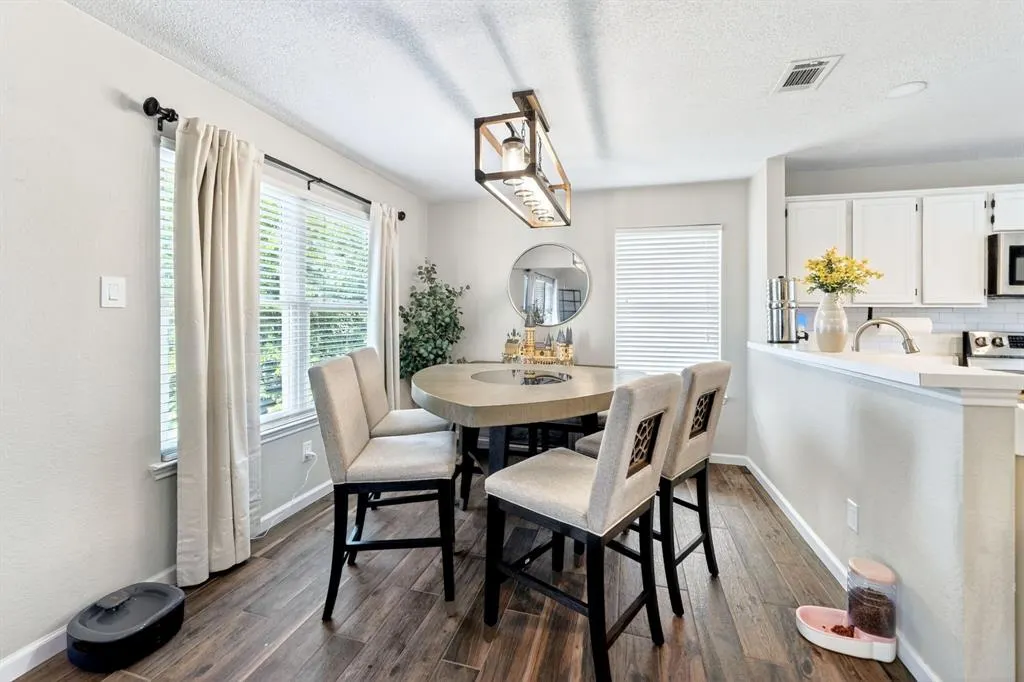 771 Eiffel Drive