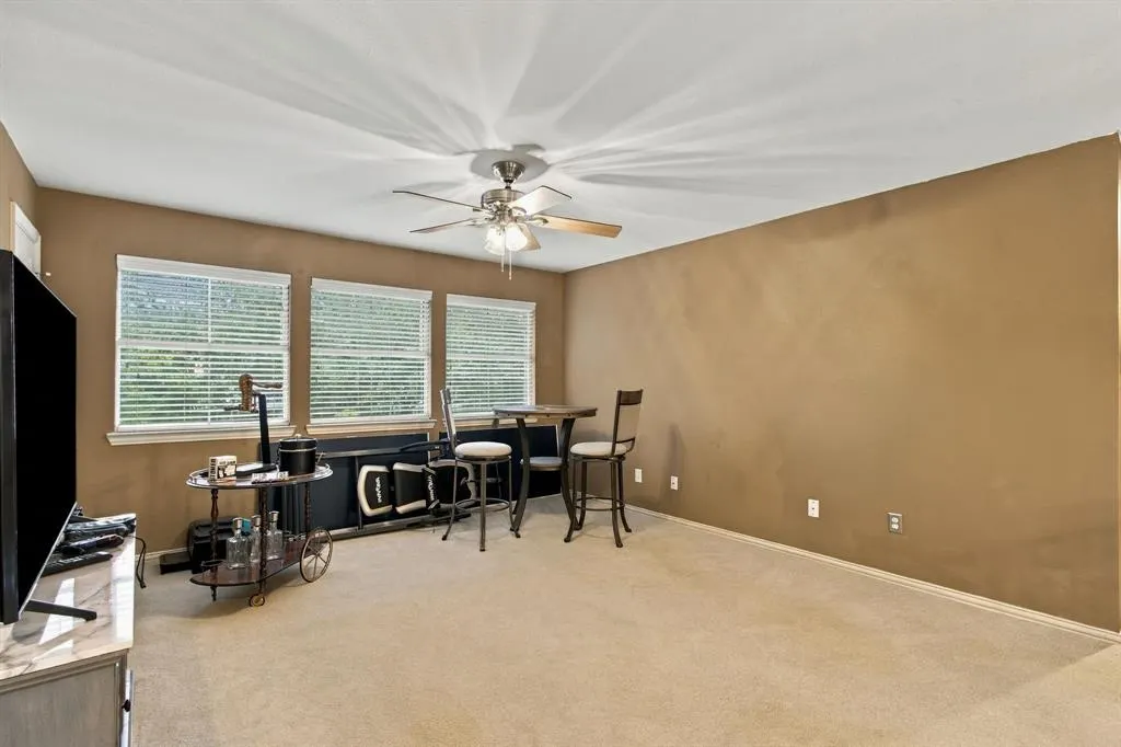 816 Rolling Meadows Court