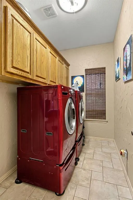 816 Rolling Meadows Court