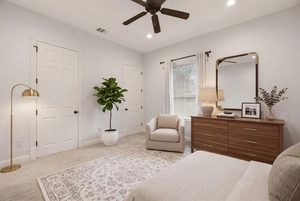 1120 Twin Oaks Drive