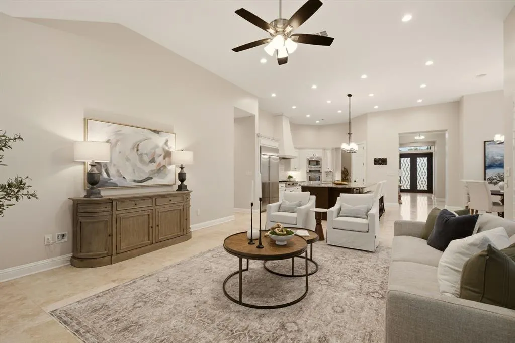 1120 Twin Oaks Drive
