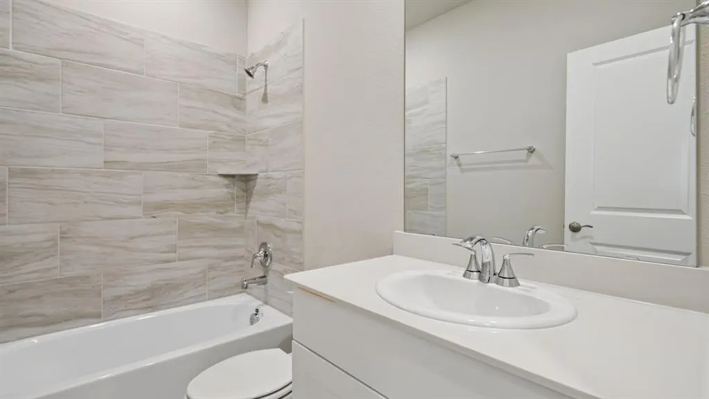 1600 Arches Road