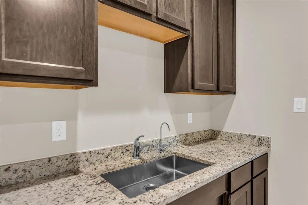 2601 Little Elm Parkway #701