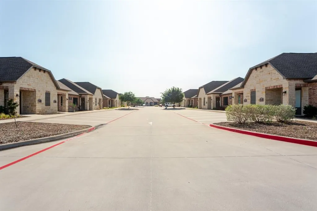 2601 Little Elm Parkway #701