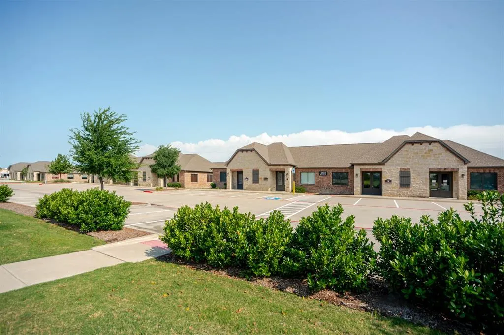 2601 Little Elm Parkway #701