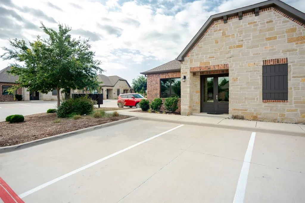 2601 Little Elm Parkway #701