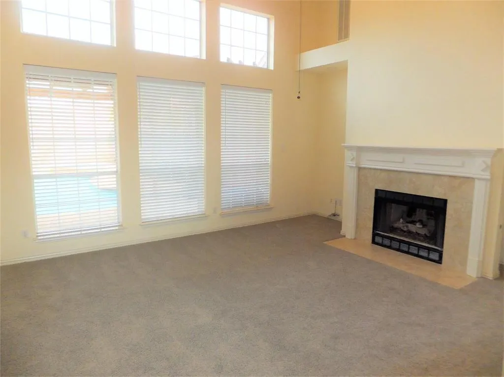 2641 Shadow Hill Lane