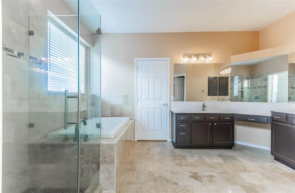 1521 Hidden Cove Court
