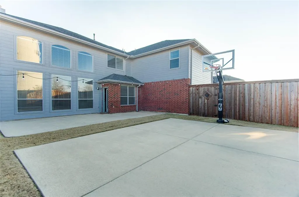 1521 Hidden Cove Court