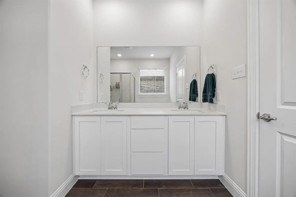 11233 Gold Pan Trail