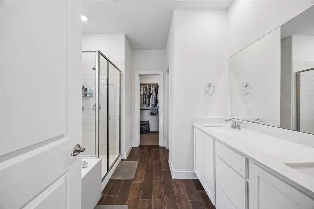 11233 Gold Pan Trail