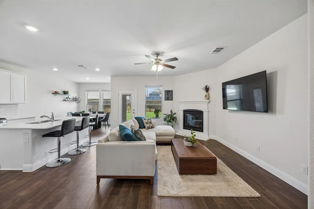 11233 Gold Pan Trail