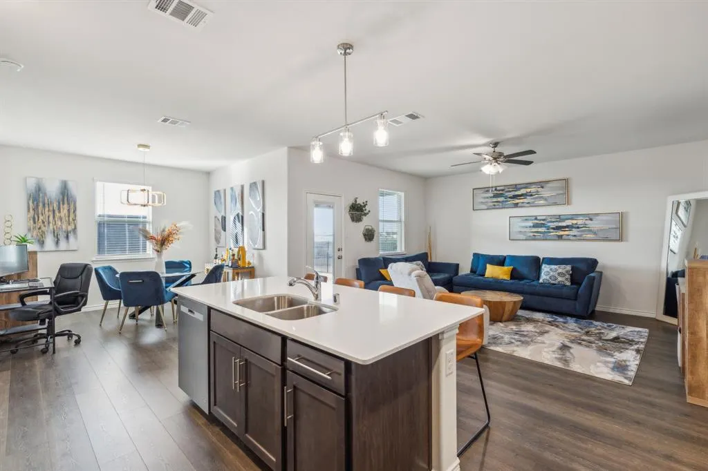 6518 Tudor Place