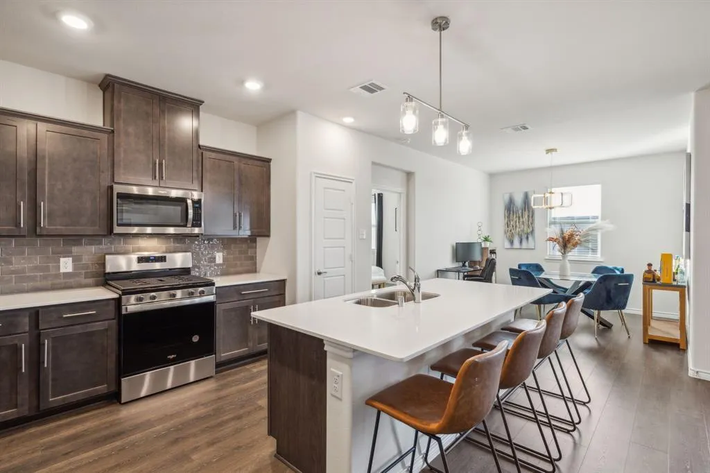 6518 Tudor Place
