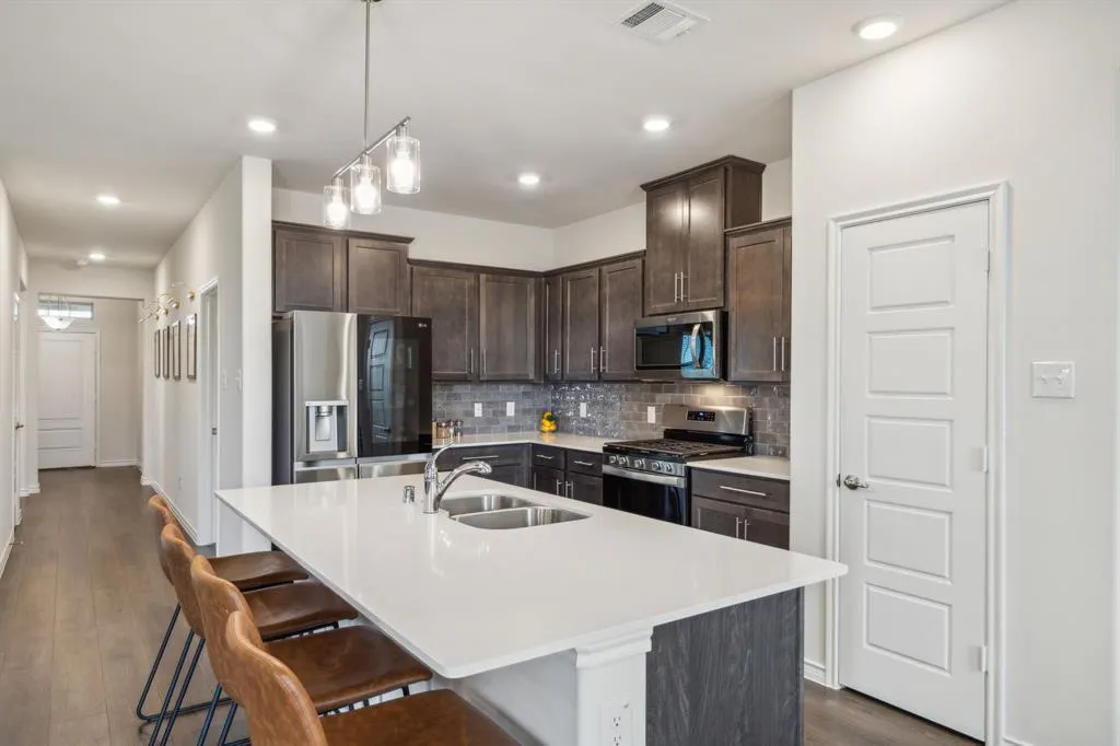 6518 Tudor Place