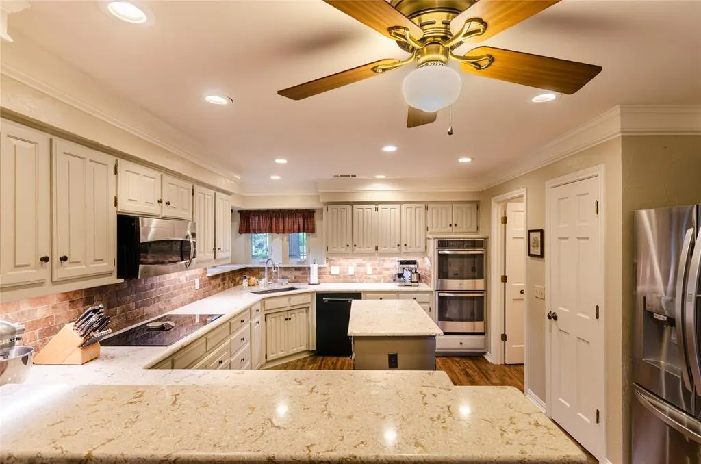 4009 Wilshire Court