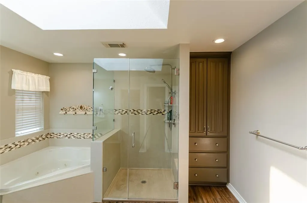 4009 Wilshire Court