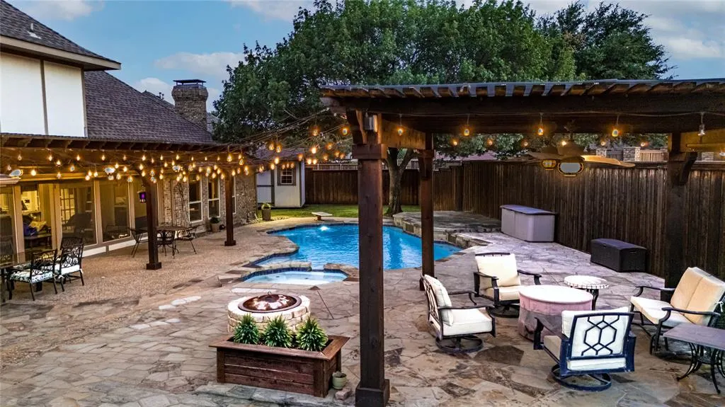 4009 Wilshire Court