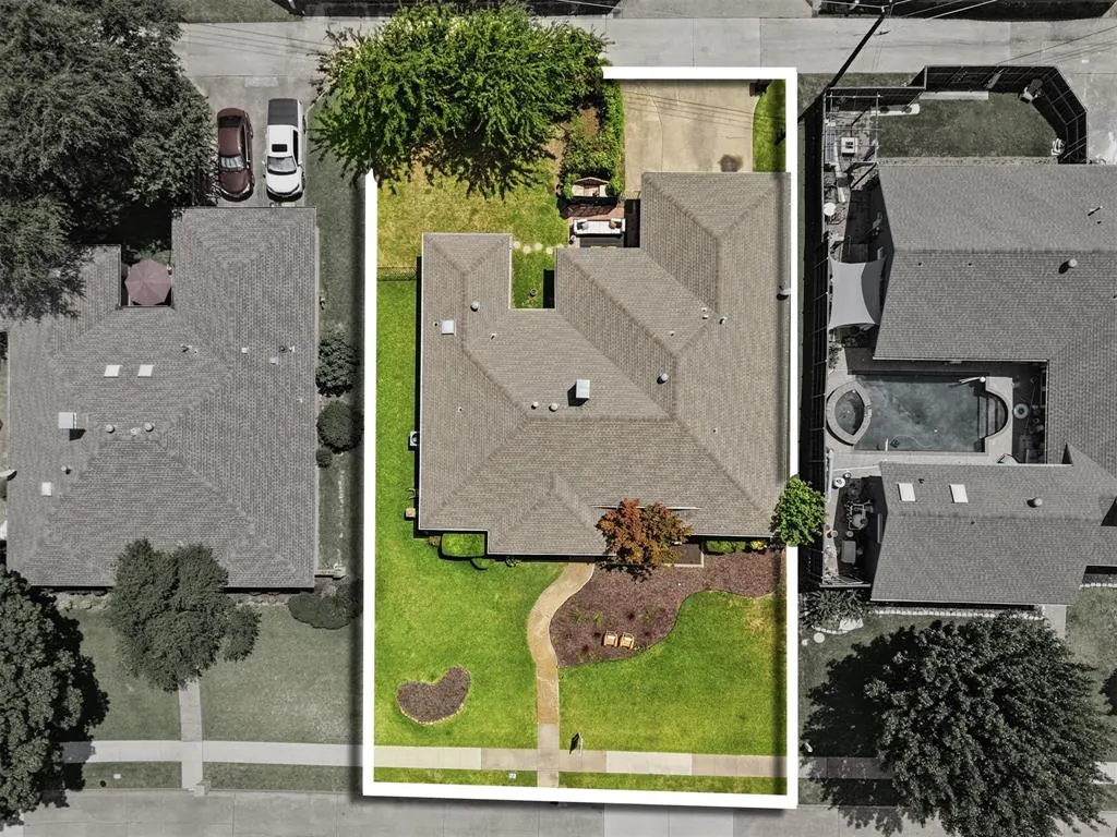 1908 Sandpiper Lane