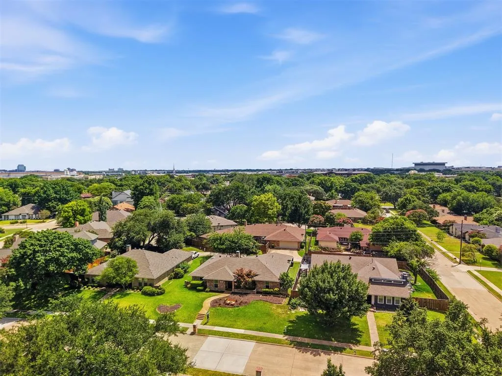 1908 Sandpiper Lane