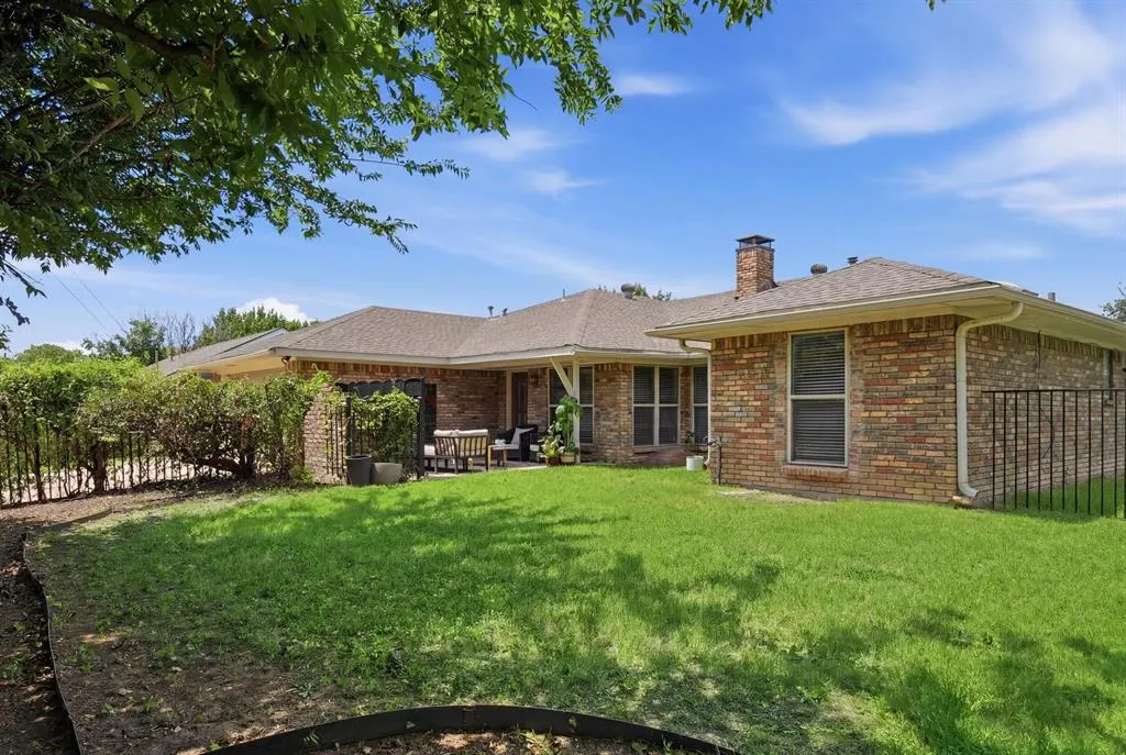 1908 Sandpiper Lane