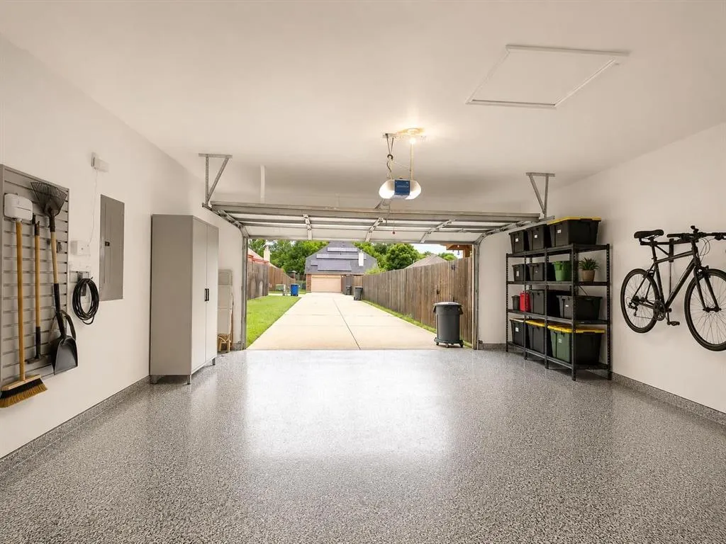 1114 Hidden Creek Drive
