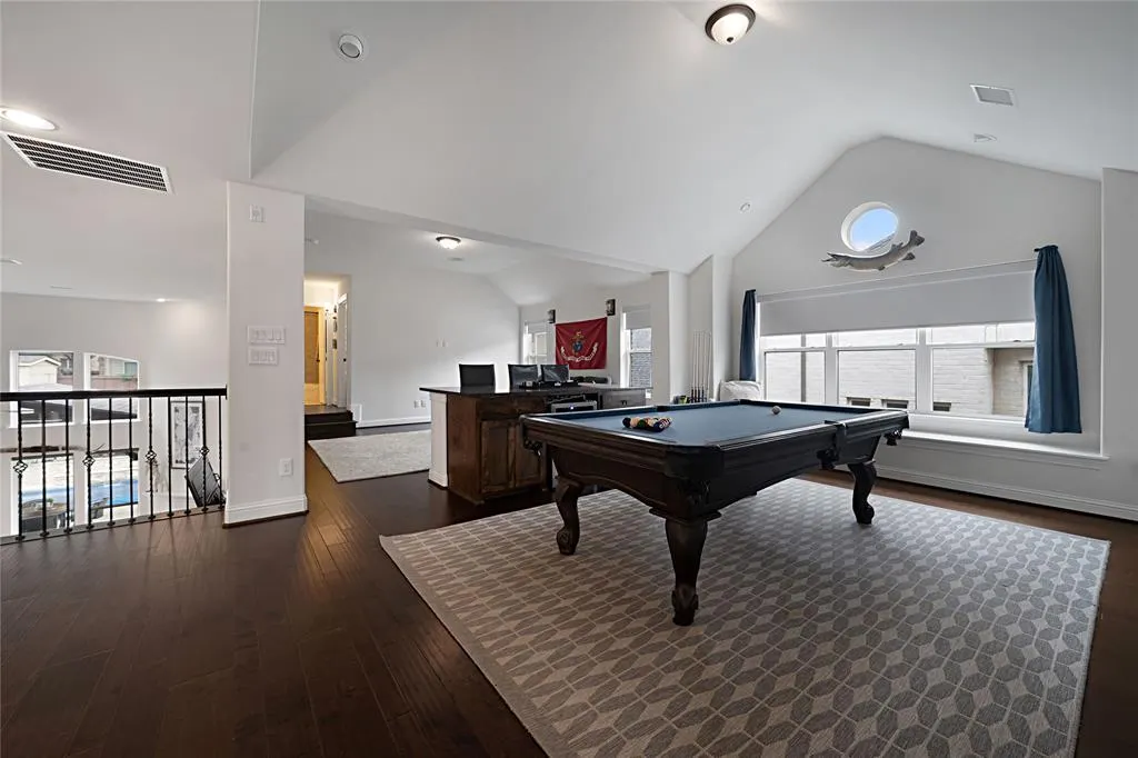 1204 Frisco Hills Boulevard